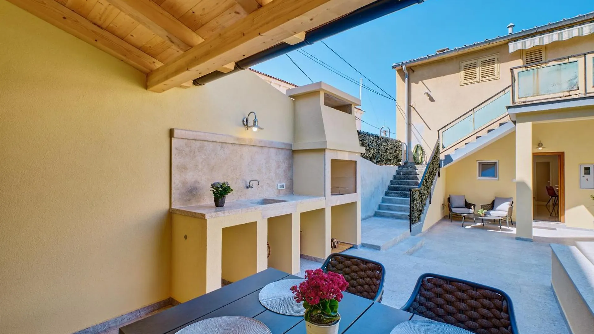Apartment Apartman Regina Mali Losinj